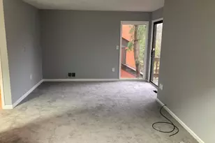 102 Riverbend Dr, North Brunswick Township, NJ 08902 - Photo 22