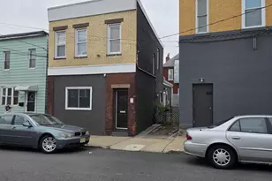 604 Freeman St, Lyndhurst Township, NJ 07071 - Photo 1