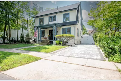 10 N 8th Avenue N, Highland Park, NJ 08904 - Photo 1