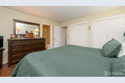 144 Zwolak Court, South Plainfield, NJ 07080 - Photo 18