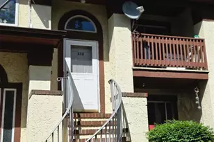 310 Michaels Ct, Woodbridge Township, NJ 07095 - Photo 2