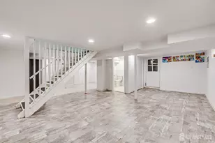14 Linden St, Carteret, NJ 07008 - Photo 24