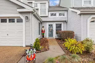 257 Rooney Ct, East Brunswick Township, NJ 08816 - Photo 2