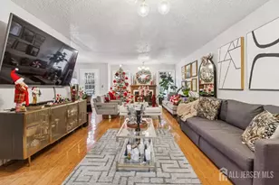 257 Rooney Ct, East Brunswick Township, NJ 08816 - Photo 4