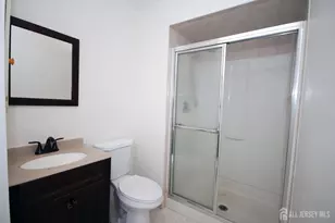 1 Wellington Ct, Sayreville, NJ 08872 - Photo 16