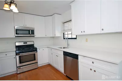 1 Wellington Court, Sayreville, NJ 08872 - Photo 8