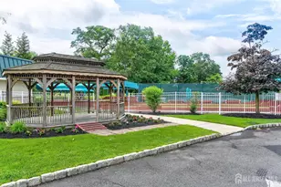 368 Metuchen Dr, Monroe Township, NJ 08831 - Photo 26