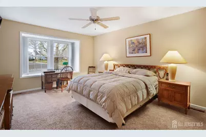 11 Bedfordshire Drive, Monroe Township, NJ 08831 - Photo 16