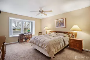 11 Bedfordshire Dr, Monroe Township, NJ 08831 - Photo 16