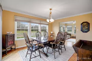 11 Bedfordshire Dr, Monroe Township, NJ 08831 - Photo 14