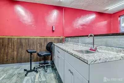 227 S Main Street S, Milltown, NJ 08850 - Photo 20