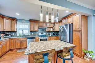 259 McFarlane Rd, Colonia, NJ 07067 - Photo 16