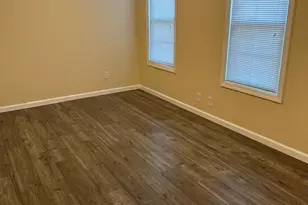 9 Christopher St, Carteret, NJ 07008 - Photo 12