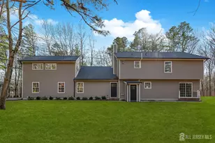 145 Hardenburg Ln, East Brunswick Township, NJ 08816 - Photo 4