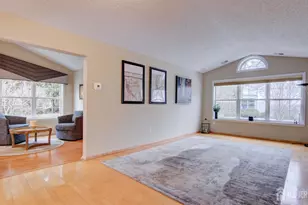 20 Abraham Lincoln Ct, Monroe Township, NJ 08831 - Photo 4