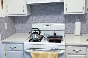 9 Chatham Square, Sayreville, NJ 08859 - Photo 4