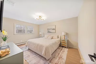 7 Weiss Drive, Middlesex, NJ 08846 - Photo 12