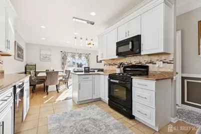 82 Tyndale Avenue, Monroe Township, NJ 08831 - Photo 8