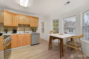 606 Cypress Ln, East Brunswick Township, NJ 08816 - Photo 10