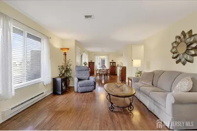 205 Newport Road #A, Monroe Township, NJ 08831 - Photo 6