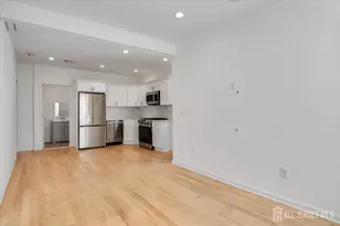 23 Carlton St, Edison, NJ 08837 - Photo 6