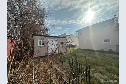118 Markowitz Street, Carteret, NJ 07008 - Photo 16