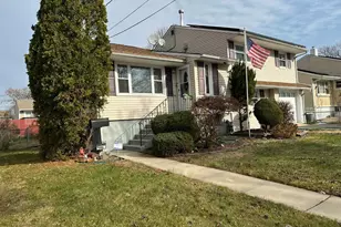 118 Markowitz St, Carteret, NJ 07008 - Photo 2