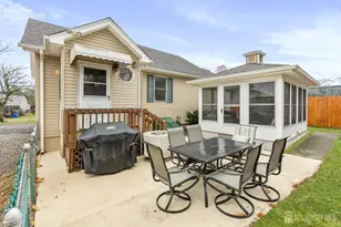 33 Kearney Rd, Sayreville, NJ 08879 - Photo 18