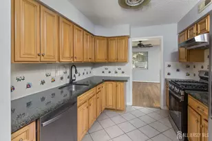 113 Thoreau Dr, Plainsboro Township, NJ 08536 - Photo 4