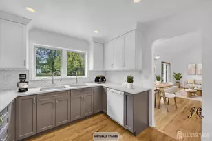 23 Barlow Rd, Edison, NJ 08817 - Photo 16