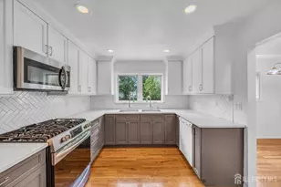 23 Barlow Rd, Edison, NJ 08817 - Photo 12