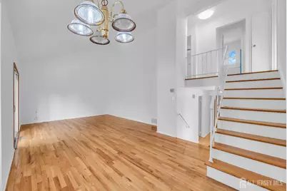 23 Barlow Road, Edison, NJ 08817 - Photo 8