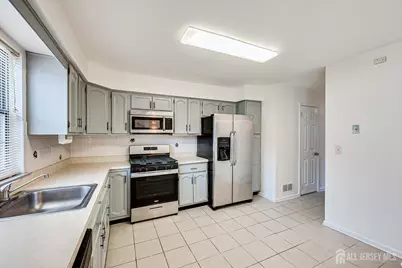 404 Maplecrest Road, Edison, NJ 08820 - Photo 12