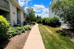 2304 Aspen Dr, Plainsboro Township, NJ 08536 - Photo 8