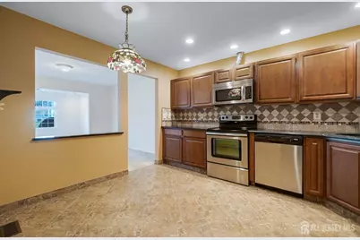 14-B John Paul Jones Drive #B, Monroe Township, NJ 08831 - Photo 10