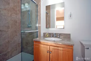 7 Gardenia Ct, Sayreville, NJ 08872 - Photo 20