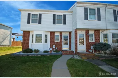 7 Gardenia Court, Sayreville, NJ 08872 - Photo 2