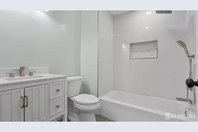 514 Longwood Avenue, Bound Brook, NJ 08805 - Photo 8