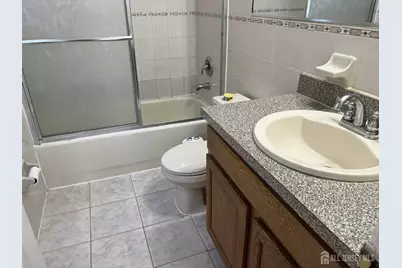 22 N Whittier Street #B, Carteret, NJ 07008 - Photo 24