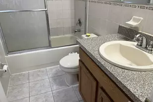 22 N Whittier St, Carteret, NJ 07008 - Photo 24