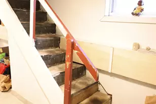 88 Woodbridge Ave, Sewaren, NJ 07077 - Photo 34