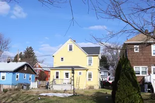 88 Woodbridge Ave, Sewaren, NJ 07077 - Photo 6