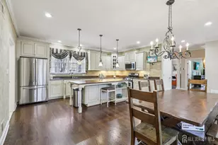 1 Majestic Woods Dr, Monroe Township, NJ 08831 - Photo 8