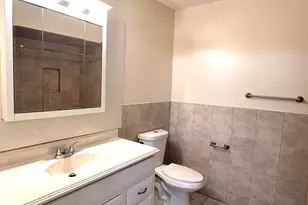 18 Adams Ct, East Brunswick Township, NJ 08816 - Photo 8