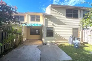 18 Adams Ct, East Brunswick Township, NJ 08816 - Photo 22