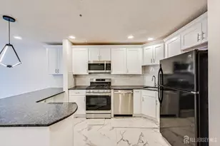 10 Guisborough Way, Edison, NJ 08820 - Photo 6