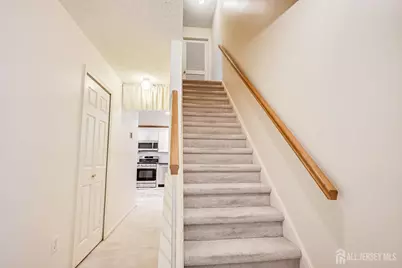10 Guisborough Way, Edison, NJ 08820 - Photo 14