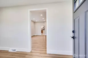 237 Mawbey St, Woodbridge Township, NJ 07095 - Photo 14