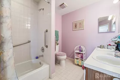 11 Letts Court, Sayreville, NJ 08872 - Photo 18