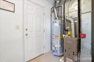 11 Letts Ct, Sayreville, NJ 08872 - Photo 20